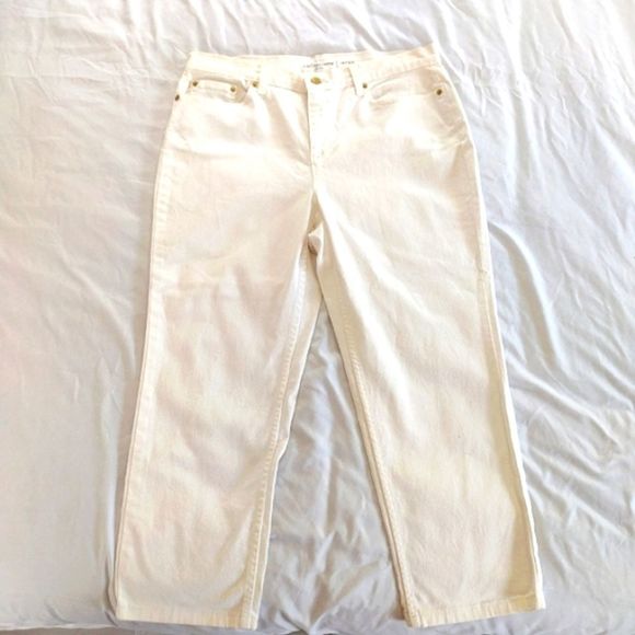 Liz Claiborne Denim White highrise Jackie Cut Jeans size 35 waist 25 inseam - Picture 1 of 7